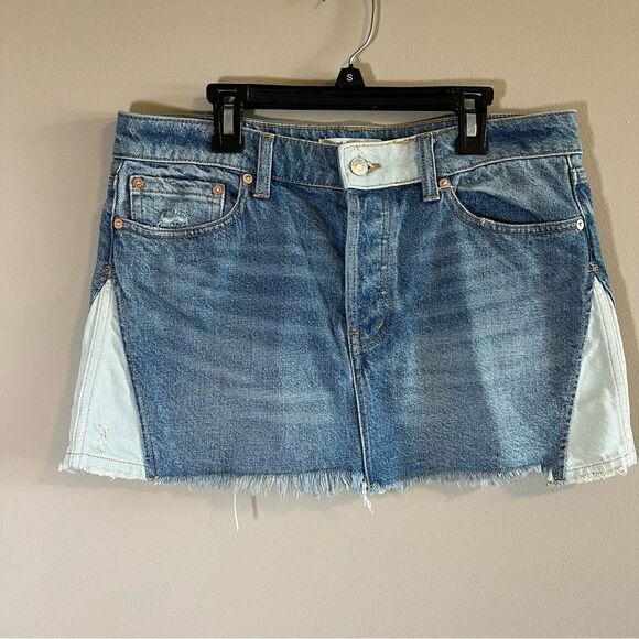 ✨ We The Free Women’s Color Block Denim Mini Skirt 28 - Picture 1 of 7